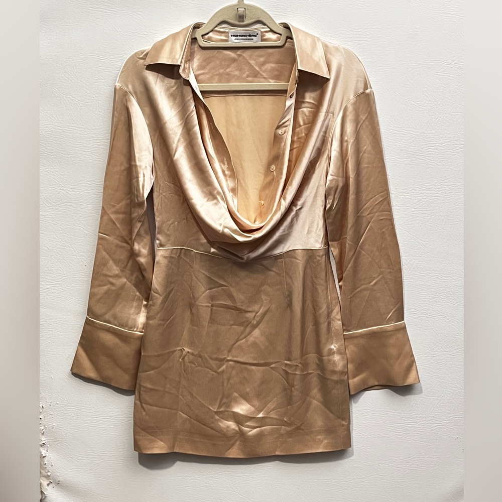 MOMOSHERO Satin Cowl Neck Mini Neck in Light Champagne Medium